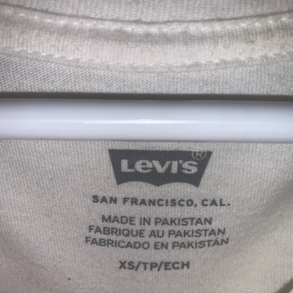 Levi’s Band Top - Picture 2 of 2